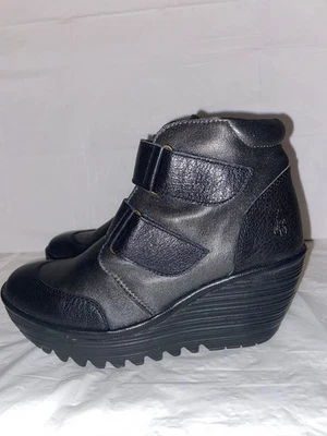 Botines de cuña Fly London Yugo cuero negro grisáceo para mujer talla EE. UU. 5,5 UE 36 Foto 1 de 4