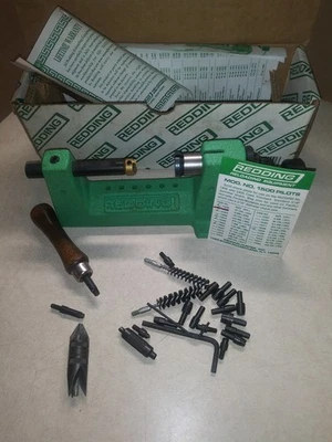 Torno de recorte de estuche Redding modelo 14000-XT y extras imprescindibles de ver... Foto 1 de 3