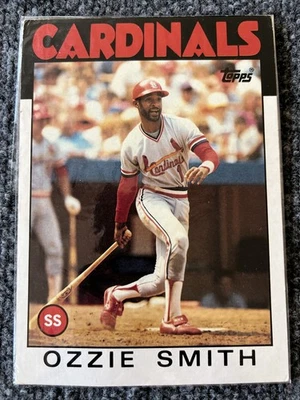 1986 Topps Super Size 5 x 7 Baseball Cards-#53 OZZIE SMITH St. Louis Cardinals - Image 1 of 2
