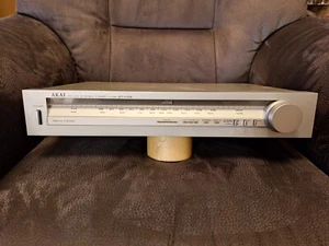 Akai AT-K02 Stereo AM FM Analog Tuner in Silber Made in Japan - Bild 1 von 7