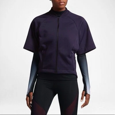 Camiseta de entrenamiento Nike Therma Sphere manga corta forrada de vellón pequeña  Foto 1 de 4