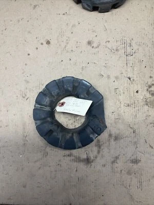 03-19 日产 350Z 370Z 英菲尼迪 G35 G37 后下弹簧座 55036-AG001 — 第 1/4 张图片