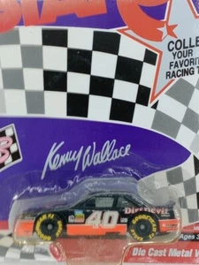 Matchbox Super Stars 1992 NASCAR Dirt Devil #40 Kenny Wallace - Picture 1 of 3