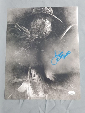 Jennifer Love Hewitt Signed 11 x 14 I Know What You Did Last Summer Art JSA COA Cover