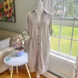 St. John Utility Button Down Shirt Dress Beige Size 6 Old Money Office Workwear - Picture 1 of 18