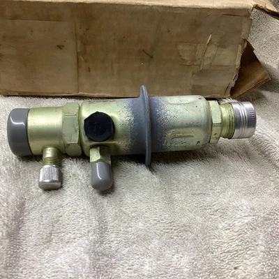 NOS 67 68 69 70 71 72 Corvette Camaro POA Valve A/C Chevelle AC 5910593 OEM - Image 1 of 4
