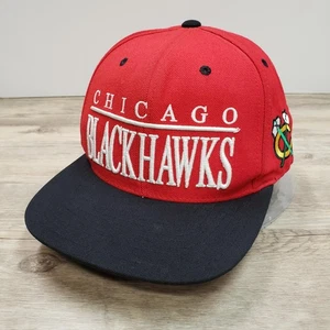 Cappello Chicago Blackhawks berretto snap back uomo rosso nero NHL hockey flat Bill - Foto 1 di 11