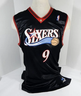 Camiseta deportiva negra Rookie 2 2004-05 Philadelphia 76ers Andre Iguodala #9 emitida por el juego Foto 1 de 4