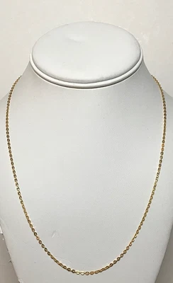 Cadena de eslabones de oro amarillo de 18 quilates Uno A Erre de 19 pulgadas Foto 1 de 4