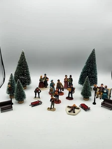 FIGURAS Y ÁRBOLES LEMAX PUEBLO NAVIDAD DEPARTAMENTO 56 RETIRADOS 20 PIEZAS - Imagen 1 de 17