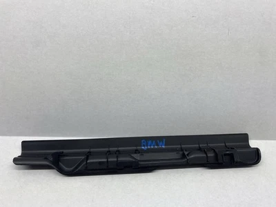 2015 宝马 330E F30 前左驾驶员侧座椅轨道盖三边面板原始设备制造商 — 第 1/4 张图片