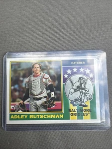 2025 Topps Heritage Adley Rutschman #76PI-8 1976 Inserto icone giocatore - Orioles - Foto 1 di 2