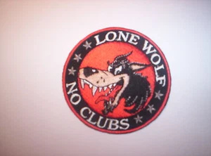 Aus  USA " LONE WOLF NO CLUBS ca 7,5  cm - Bild 1 von 1