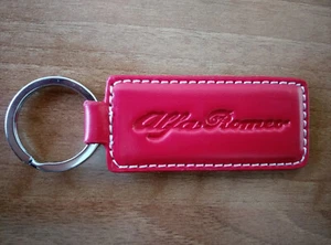 PU Leather RED keychain keyring Alfa Romeo 159 Giulia Stelvio - Picture 1 of 4