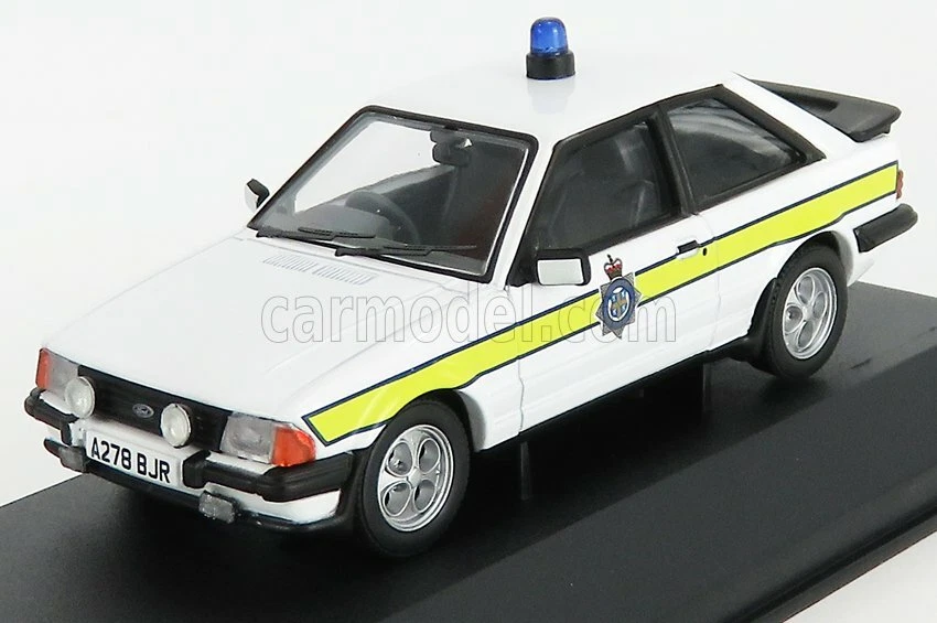 1/43 VANGUARDS - FORD ENGLAND - ESCORT MKIII XR3i POLICE 1990 VA11012 - Immagine 1 di 1