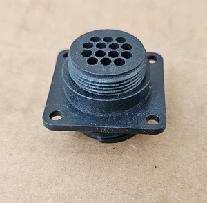 AMP 206043-1 Standard Circular Connector Receptacle 14 Pin shell size 17 - Picture 1 of 5