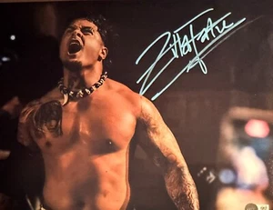 Zilla Fatu handsigniertes 11 x 14 Foto schreiend - Bild 1 von 1