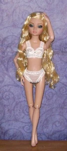 NEW Ready2Wear White Lace Bra & Bikini Lingerie Set Fit Ellowyne Wilde - Picture 1 of 2