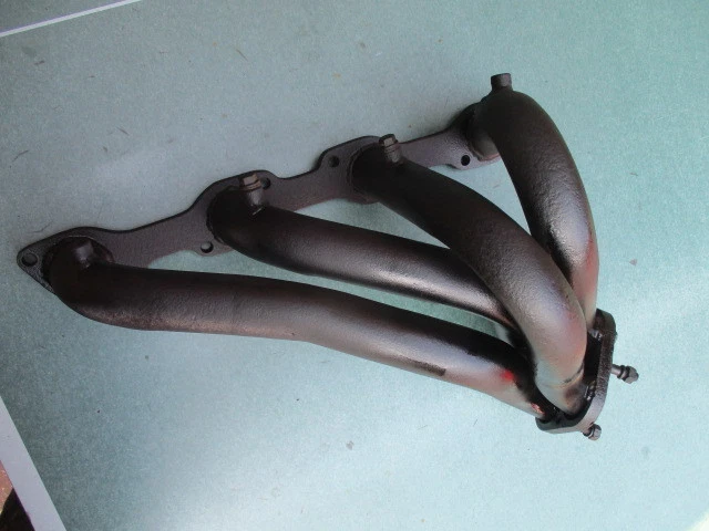 Aston Martin V8 DBS Vantage - коллектор выпускного коллектора 38 мм слева - Изображение 1 из 1