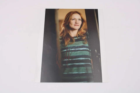 PAULA MALCOMSON SIGNED 8X10 PHOTO AUTOGRAPH RAY DONOVAN D1000 Cover