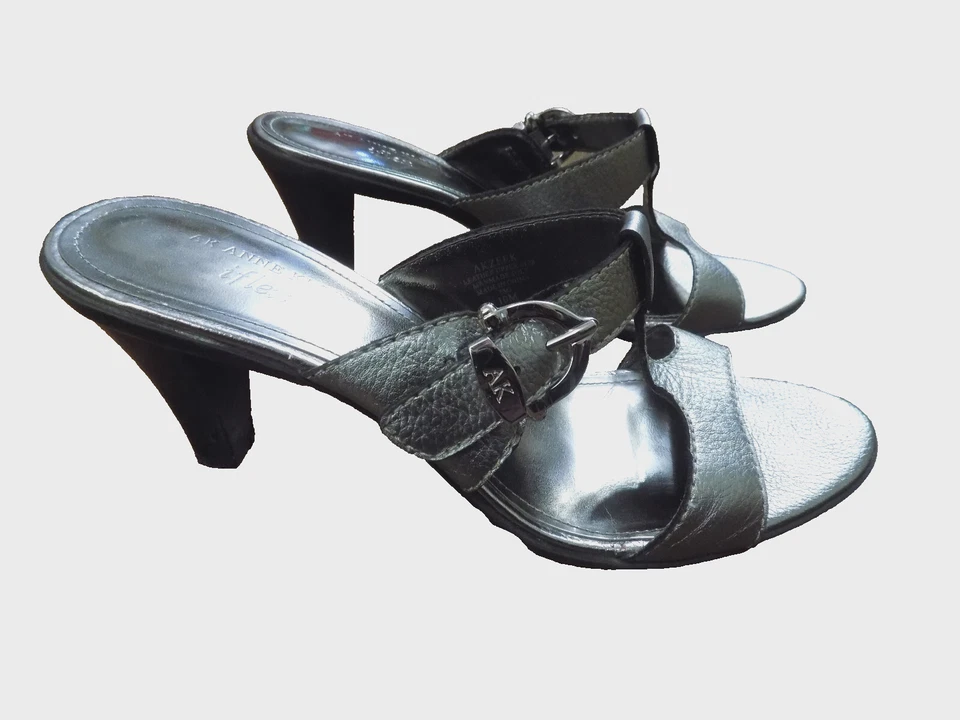 AK ANNE KLEIN iFlex Metálico Guijarro Plata Hebilla 3" Tacones Deslizables Sandalias talla 10 Foto 1 de 4
