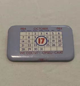 ¡De colección contamos! Pin botón calendario rectangular 17 octubre 1984 - Imagen 1 de 2
