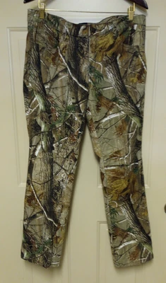 Women Realtree Cotton Blend Pants  Size 12 - Image 1 of 4