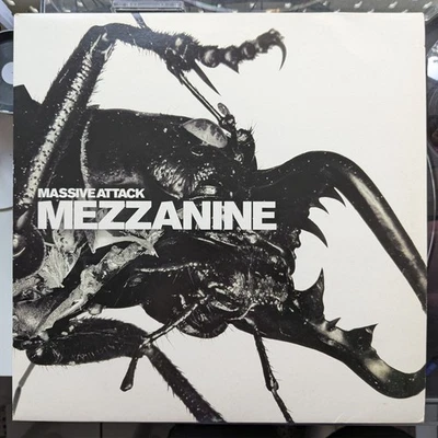 Massive Attack ‎– Mezzanine (2xLP, 1998, Europe) EX/EX rare 1st + promo sticker - Image 1 of 4