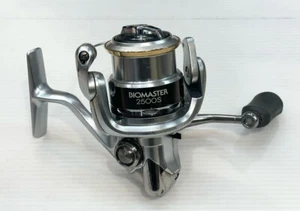 Carrete giratorio Shimano Biomaster 2500S - Imagen 1 de 7