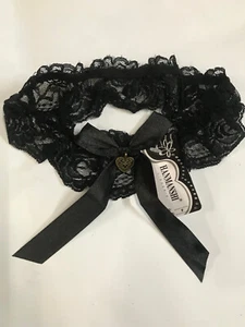 Black Lace Garter with Vintage Bronze Heart Charm Garter with bow and charm - Picture 1 of 3