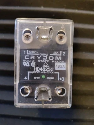Relé de estado sólido Crydom HD4825G con base de disipador térmico HBC-25HDA-Z Foto 1 de 4