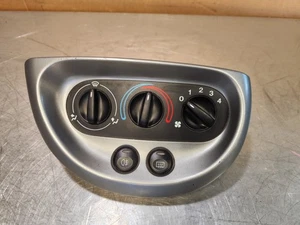 COMMANDE CHAUFFAGE FORD KA 1 I 97KP19A522AG - Foto 1 di 7