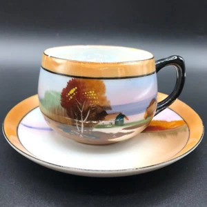 Antike Chikaramachi Japan Glanzgeschirr Teetasse & Untertasse Landhaus Szene Krone Marke - Bild 1 von 10