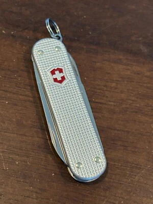 Victorinox 58 mm Jetsetter Manager MiniChamp Rally Rambler Signature Classic SD Foto 1 de 3