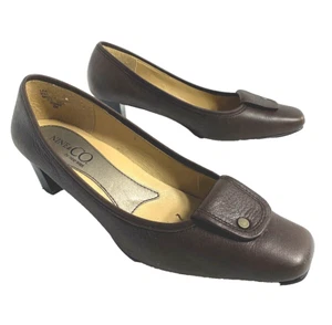 Nine & CO Women's Leather Brown Heels - Decorative Tab - Square Toe - Size 6 M - Picture 1 of 12