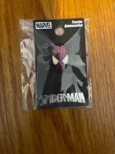 Marvel  SPIDER-MAN Head Colored Pewter Lapel Pin - Picture 1 of 2