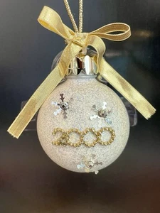 Barbie 2000 Holiday Celebration Christmas Ornament Kugel Schneeflocken Glitzer - Bild 1 von 9