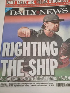 METS ROOKIE RIGHTS THE SHIP NOLAN MCLEAN DEBUTTO WIN NY DAILY NEWS 17/08 2025 - Foto 1 di 1