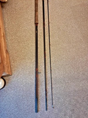 shakespeare alpha carbon 1823/390 13' match float fishing rod - Image 1 of 4