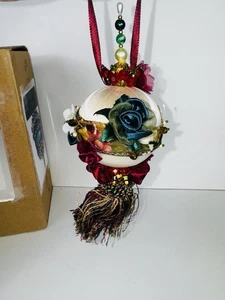 Mary Maxim fatto a mano raso paillettes perline ornamento stile vittoriano completo - Foto 1 di 3