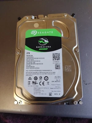 Seagate BarraCuda 8TB Internal HDD 3.5in SATA 6 Gb/s 5400 RPM (ST8000DM004) - Image 1 of 4