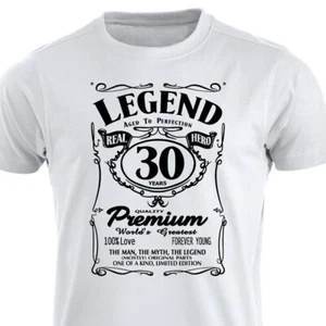 30. Geburtstag Geschenke für Männer 30 Jahre Legende lustiges T-Shirt, Herren Geburtstag T-Shirt - Bild 1 von 12