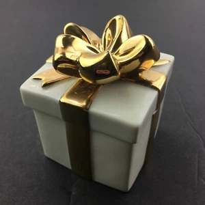 Caja de regalo de porcelana fina Mikasa elegancia navideña arco dorado baratija - Imagen 1 de 7