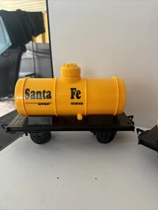 Vintage Train by Scientific Toys EZTEC Yellow Tanker ATSP 41045 Santa GScale A6 - Bild 1 von 7