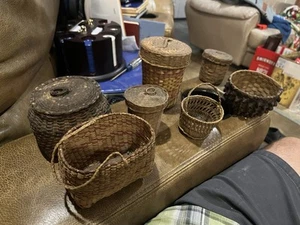 7 Vintage Micmac Baskets - Picture 1 of 8