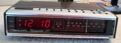 Realistic AM/FM Clock Radio Alarm Chronomatic 257 Radio Shack WORKS GOOD EZPZ - Image 1 of 4