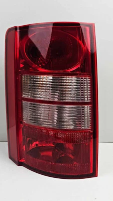 CHRYSLER GRAND VOYAGER MK5 2007-2010 LEFT PASSDENGER SIDE REAR TAIL LIGHT - Image 1 of 4