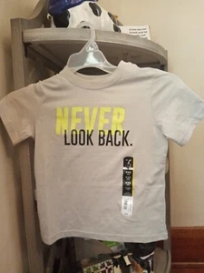Boys Size 4/5 Xersion quick dri T-shirt - Picture 1 of 3