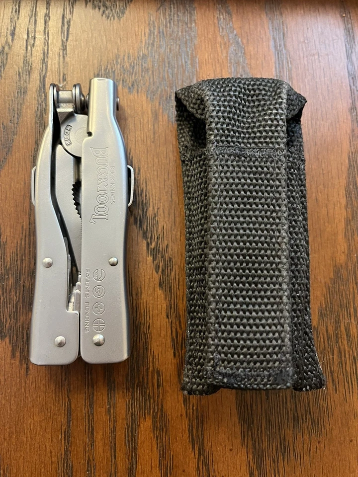 Cuchillos Buck Herramienta Bucktool Multiherramienta Modelo 360 con Funda Retirada Foto 1 de 4