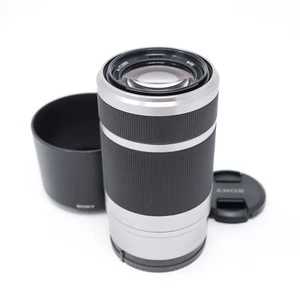 Sony E 55-210mm f/4.5-6.3 OSS Telephoto Zoom Lens (Silver) - Excellent Condition - Picture 1 of 8